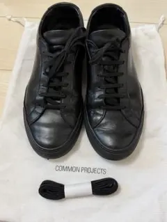 COMMON PROJECTS レザースニーカー ブラックのサムネイル