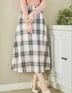 【美品】レッセパッセ　ベルト付タータンチェックロングスカート　38 Mサイズのサムネイル