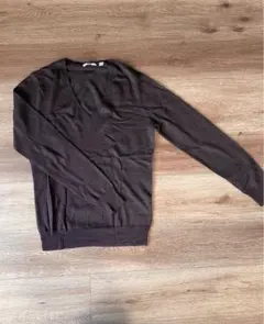 UNIQLO Vニット　毛100%