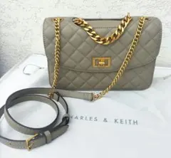 CHARLES & KEITH バッグのサムネイル