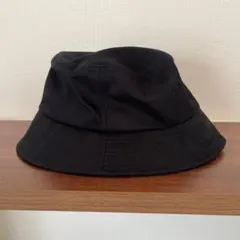 GU ハット　バケットハット　黒