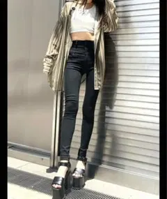 ブラック スキニーデニム