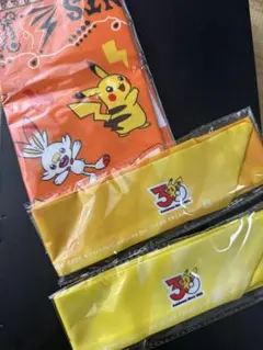 読売ジャイアンツ ポケモン 30周年 4点セット バンダナ・スカーフ 読売ジャイアンツポケモン 30周年 4点セットバンダナ・スカーフ・ピンズ