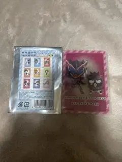サンリオ　仮面ライダーガヴ　キラキラクリアカードコレクション ビターガヴ バツ丸