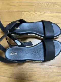 Clarks プラットホームサンダルのサムネイル