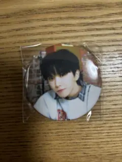 boynextdoor ウナク　カプセルトイ　ガチャガチャ　缶バッチ