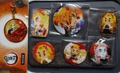 鬼滅の刃　煉獄杏寿郎　缶バッジ　アクリルキーホルダー　グッズ