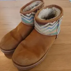 UGG ペンドルトン　ムートンブーツ UGGのムートンがエスニック柄に！ペンドルトンと限定コレクション発売
