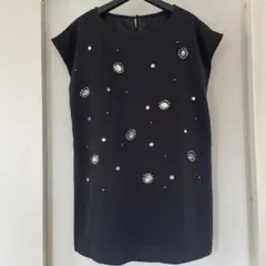 ＊新品・未使用＊ビジュー可愛いチュニックのサムネイル