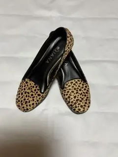 DIANA ヒョウ柄 フラットシューズ