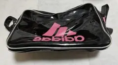 adidas エナメルバッグ 黒/ピンク
