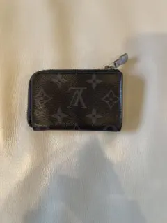 Item thumbnail for item a0a000c4-6bab-4e89-a9ab-e5af529b0b47