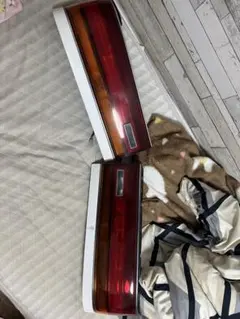 gx81 トヨタクレシーダ　テールランプのサムネイル