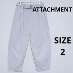 ATTACHMENT ツータック ワイドテーパードチノ チノパン ベルト付き