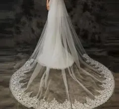 オフホワイトウェディングベール レースエッジ付き　約3m