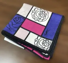 Yves Saint Laurent バラプリント ハンカチ新品未使用
