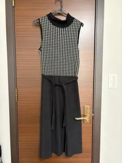 Ballseyノースリーブワンピース ブラックとホワイト