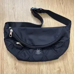 LIZDAYS(リズデイズ) ブラック キルティング ボディバッグ