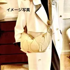 キルティングベージュショルダーバッグ 新品・未使用　超軽量