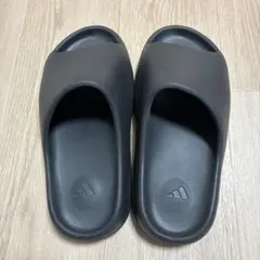 adidas イージースライドサンダル ブラック