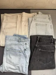 デニムパンツのサムネイル