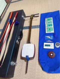 Item thumbnail for item 96e2bc70-9a3a-4d9e-a2f1-87e360e7c973