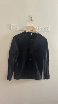 ユニクロ　春　クルーネックカーディガン　長袖　黒　ブラック　L