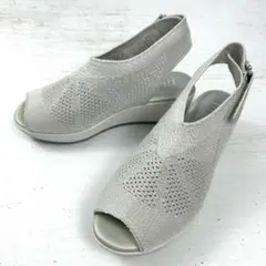 美品　fitfit 厚底ニットサンダル シルバー　ラメ　22.0