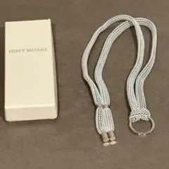 issey miyake グラスコード メガネホルダー イッセイミヤケ メガネホルダーネックレス グラスコード - メルカリ