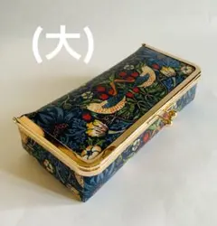 Item thumbnail for item 1a643c51-43bd-4fdd-bf3f-f8e25a820c33