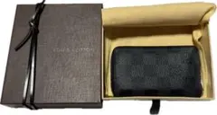 ルイヴィトン　ジッピーコインパース　ダミエグラフィット　コンパクト財布