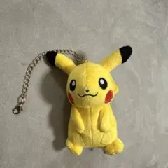 ポケットモンスター　ピカチュウ チェーン付きぬいぐるみ