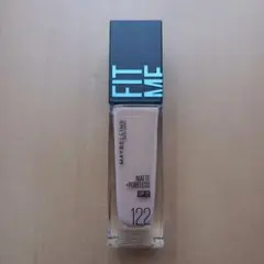 MAYBELLINE　FITME　リキッドファンデーション122