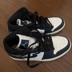 NIKE Air Jordan 1 ホワイト/ネイビー