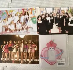 twice モモ　モブリー　FC  オンラインクジ　招待状& フォトキーホルダー