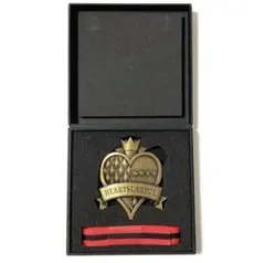 未開封品 ツイステッドワンダーランド レプリカ腕章 ハーツラビュル寮