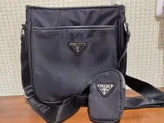 PRADA ショルダーバッグ ブラック ミニポーチ付き hのサムネイル