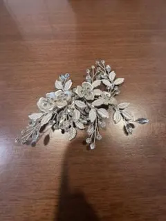 ウェディングヘアアクセサリー