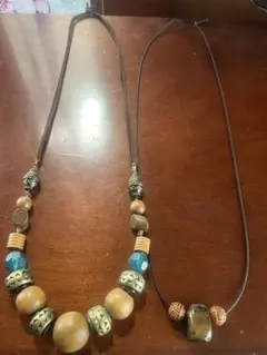 カジュアル木製ビーズネックレス2本セット