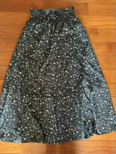 花柄フレアスカート Mサイズ マジェスティックレゴン　グリーン