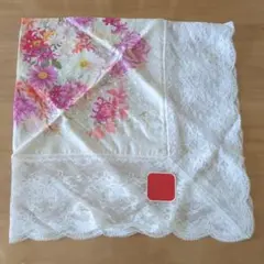 大判レース付き花柄ハンカチ