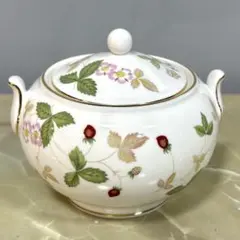 ウェッジウッド ワイルドストロベリー シュガーポット 未使用 英国製