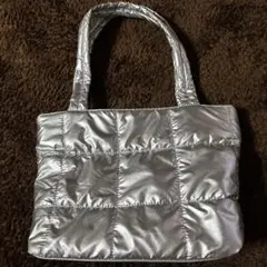 シルバー キルティング トートバッグ　マチあり29×25×10cm