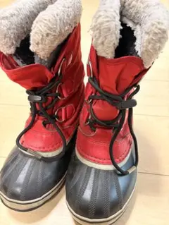 SOREL 赤い子ども用防水ブーツ22cm