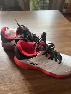 【新品】ヨネックス テニスシューズ 24.0cm パワークッション105