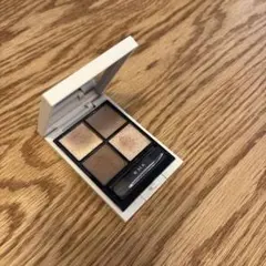 使用3回のみ　RMK シンクロマティックアイシャドウパレット　01