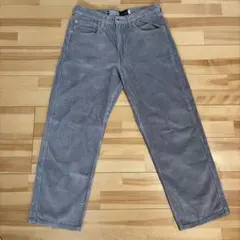 Levi's シルバータブ　コーデュロイパンツ