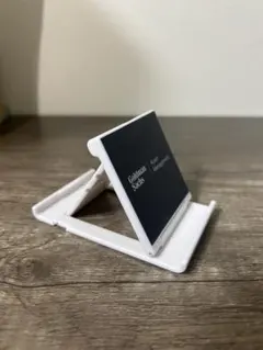折りたたみ式　スマホスタンド