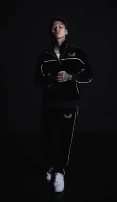 2025年最新】YXNGBRATZの人気アイテム - メルカリ