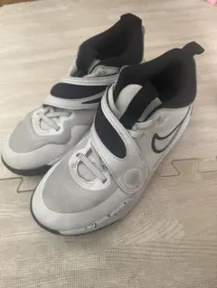 Nikeバスケットシューズ バッシュ23.0